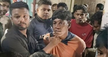 তৃতীয় শ্রেণির ছাত্রীকে সংঘবদ্ধ ধর্ষণ, প্রধান অভিযুক্তকে গণপিটুনি