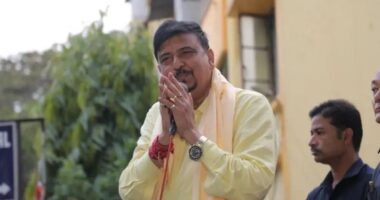 পশ্চিমবঙ্গের সাবেক মন্ত্রী ও তৃণমূল কংগ্রেস নেতা সুজিত বসু গ্রেফতার