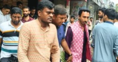 নারায়ণগঞ্জে গোপন বৈঠকের অভিযোগে ছাত্রলীগ-যুবলীগের ৩ নেতা আটক