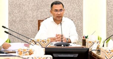 মশা নিধন শিখতে যুক্তরাষ্ট্র নয়, যে কোনো ডোবার পাশে দাঁড়ালেই অনেক উদ্ভাবনী পদ্ধতি বের হবে: প্রধানমন্ত্রী