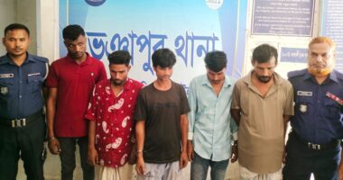 ভূঞাপুরে ৫ ডাকাত আটক