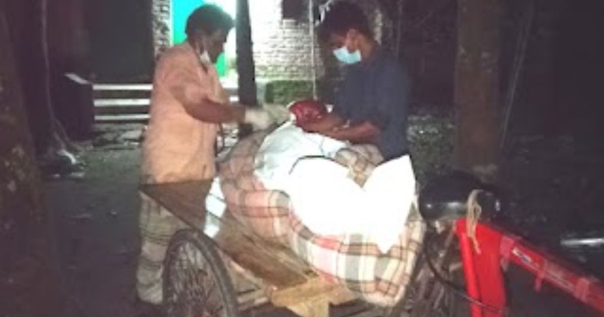 মাকে মেরে ঘরের মেঝেতে পুঁতে রাখা মরদেহ উদ্ধার