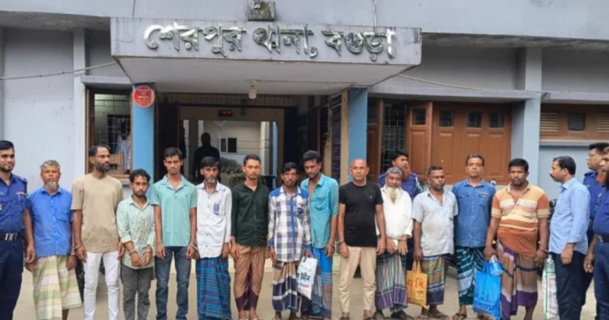 রাতভর বিশেষ অভিযানে ১৮ জন গ্রেফতার 