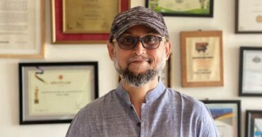এই মানুষগুলা জীবনে কোনোদিন আমাদের সিলেবাসে ছিল না: ফারুকী