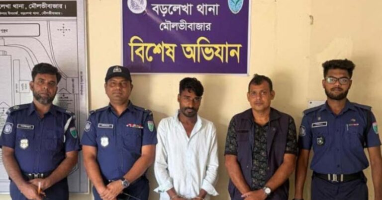গৃহকর্তাকে হত্যা করতে গিয়ে সঙ্গীকে হত্যা, এক মাস পর ধরা পড়ল ডাকাত