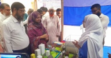 গুরুদাসপুরে স্টার্টআপ ও উদ্ভাবনী ধারণা কর্মসূচি, শিক্ষার্থীদের বিজ্ঞানচর্চায় উৎসাহ