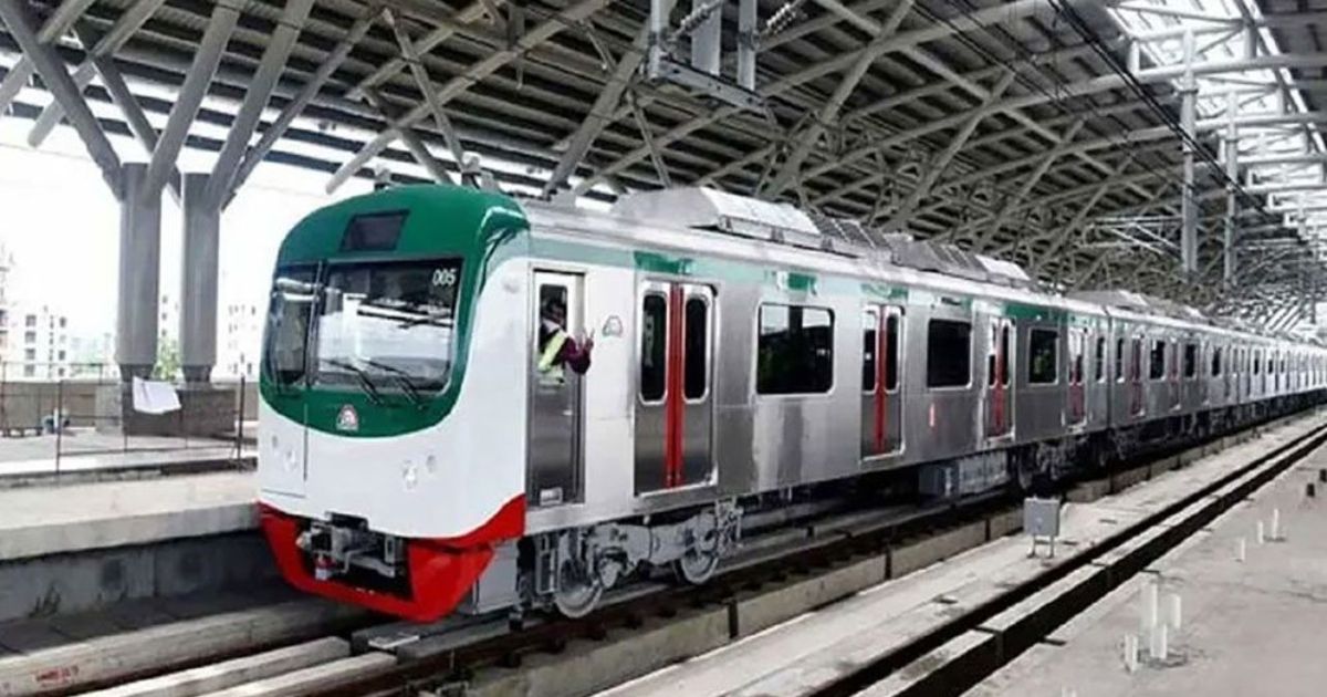 মেট্রোরেল চলাচল সাময়িক বন্ধ রয়েছে