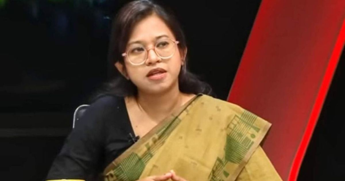 এখনো বিয়েই করিনি, গণঅধিকারের কিছু নেতা গুজব ছড়াচ্ছেন : মনিরা শারমিন