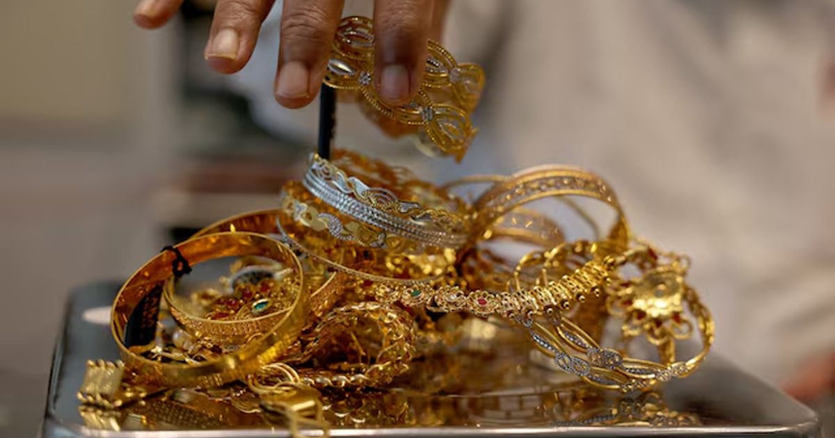যে কারণে বিশ্ববাজারে স্বর্ণের দামে বড় পতন