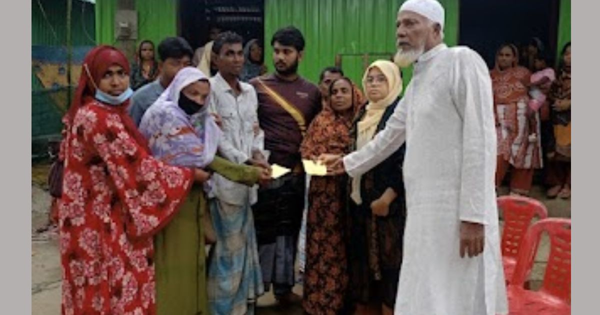 সড়ক দুর্ঘটনায় নিহত আপন দুই ভাইয়ের পরিবারের পাশে উপজেলা প্রশাসন
