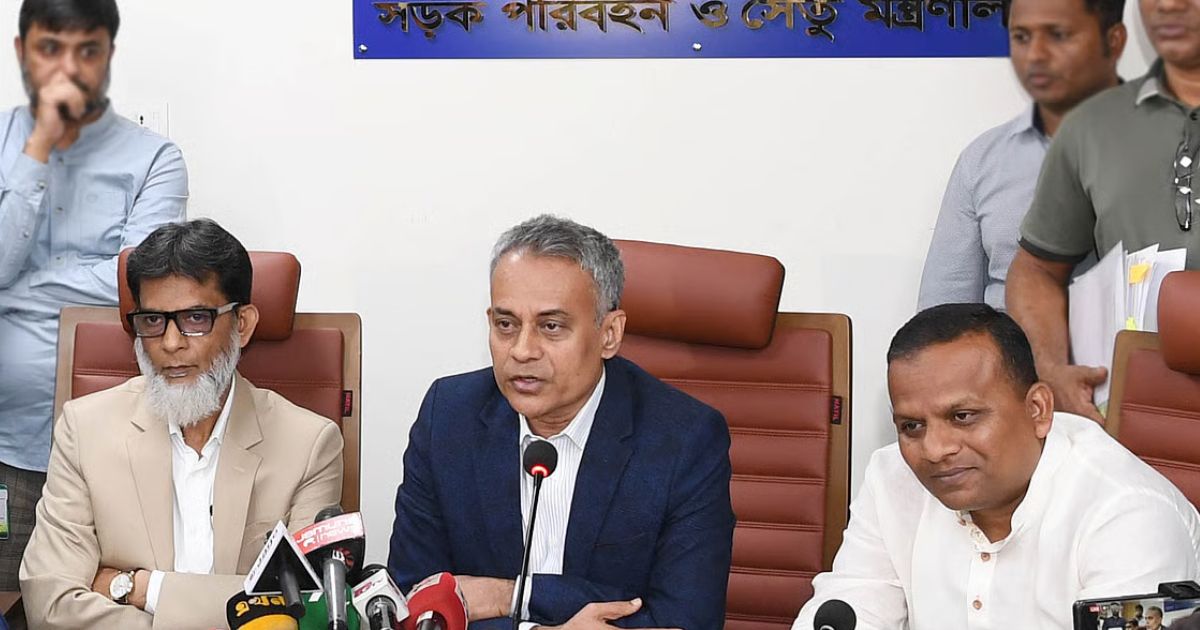 পদ্মা রেলসেতুর পিলারের গোড়া থেকে অতিরিক্ত মাটি সরিয়ে নেয়া হয়েছে: সেতুমন্ত্রী