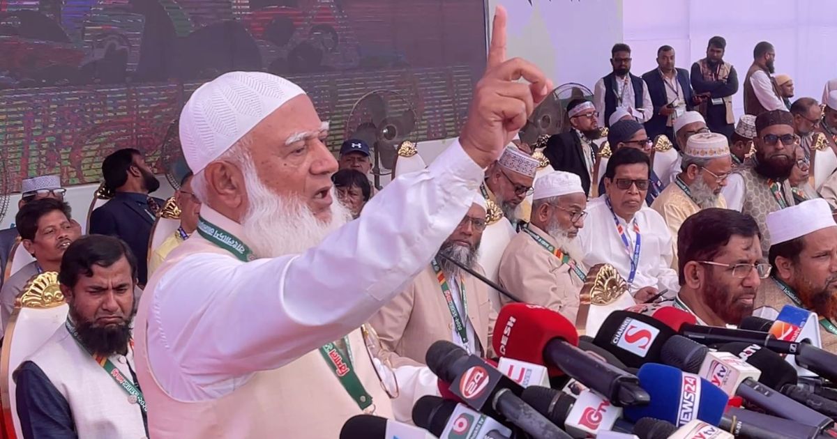 “জুলাই সনদ নিয়ে সংসদে সমাধান না হলে রাজপথে হবে, জনগণের দাবি আমরা ছেড়ে দেব না”: ডা. শফিকুর