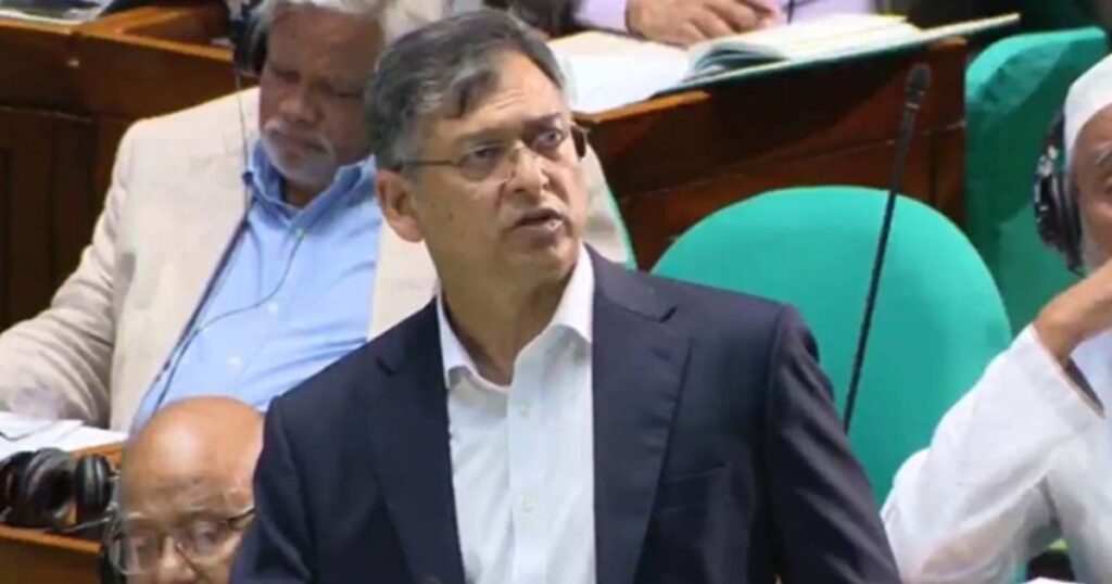 সংসদে যারা আছেন, কেউ ঋণখেলাপি না: স্বরাষ্ট্রমন্ত্রী