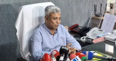 বিএনপিকে বা আমাকে খুশি করার জন্য মিথ্যা সংবাদ লেখার প্রয়োজন নেই: জ্বালানি প্রতিমন্ত্রী