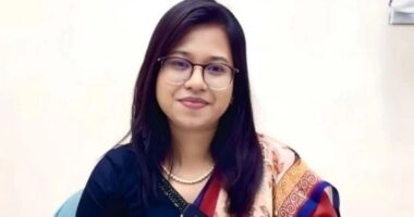 ‘তারেক রহমান বিদেশনীতিতে নাহিদ ইসলামের পথ অনুসরণ করছেন’ : এনসিপি নেত্রী মনিরা শাররমিন
