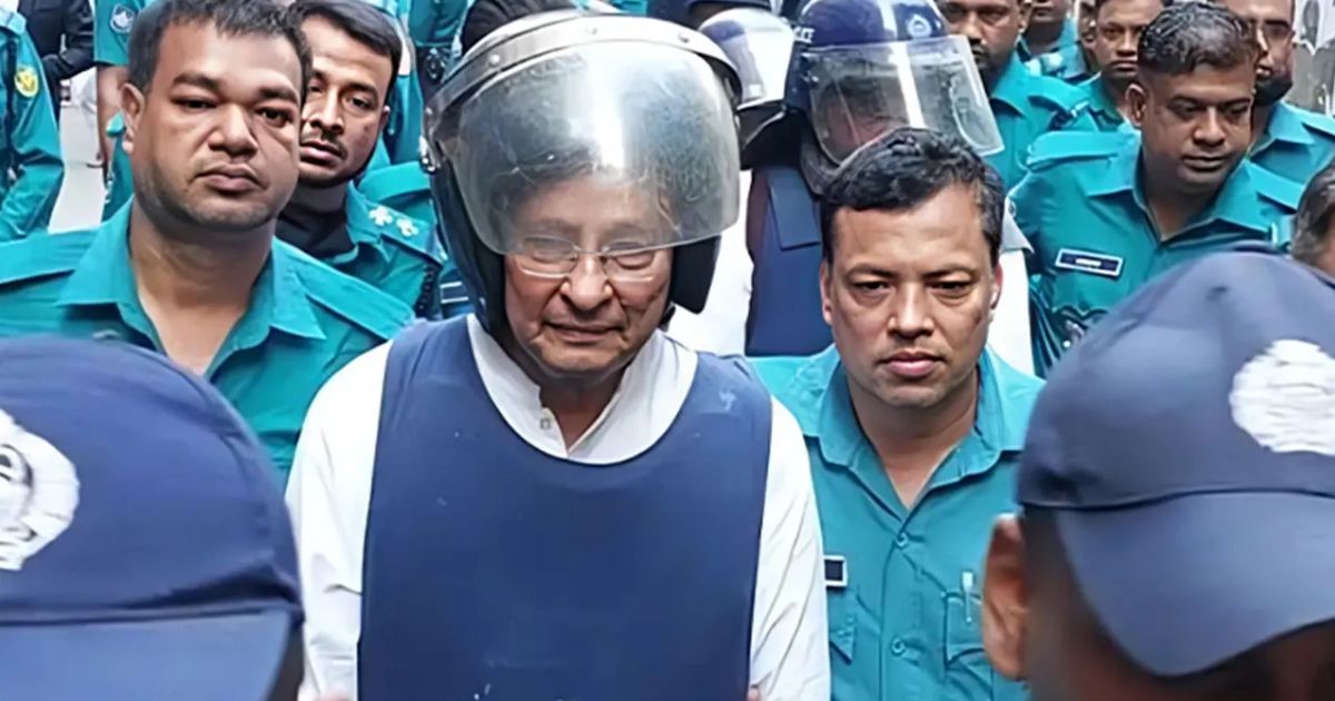 কাঠগড়ায় দাঁড়িয়ে ইনুর হুমকি, ‘কী করতেছে তা খাতায় সংরক্ষণ করে রাখছি’
