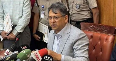 তরুণদের মধ্যে বাড়ছে মাদক নির্ভরতা, দেশে প্রায় ৮২ লাখ মানুষ কোনো না কোনো ধরনের মাদকাসক্ত: স্বরাষ্ট্রমন্ত্রী