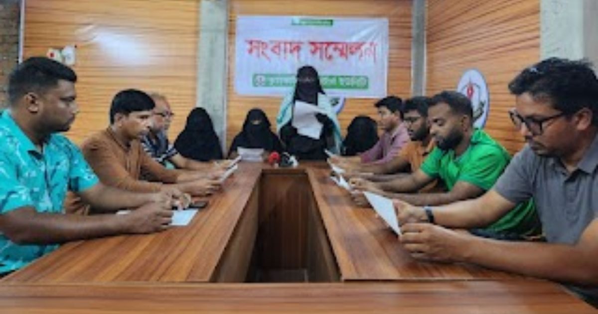 মহিপুরে প্রবাসীর জমি দখলের চেষ্টা, হামলা ও চাঁদাবাজির অভিযোগে বিএনপি নেতার বিরুদ্ধে সংবাদ সম্মেলন