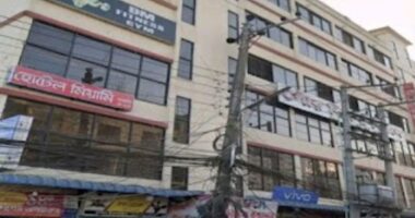 আবাসিক হোটেলে ডিবির অভিযান,গ্রেফতার- ১৪