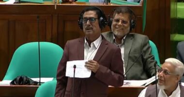 ‘ওরা মন্দিরে পূজা করবে, আমি আমার মসজিদে নামাজ পড়ব,অসুবিধা কী? একসঙ্গে কি আমরা থাকব না?’ :ফজলুর রহমান