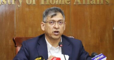 ১০ হাজার পুশব্যাকের দাবির পক্ষে কোনো দালিলিক তথ্য নেই: স্বরাষ্ট্রমন্ত্রী
