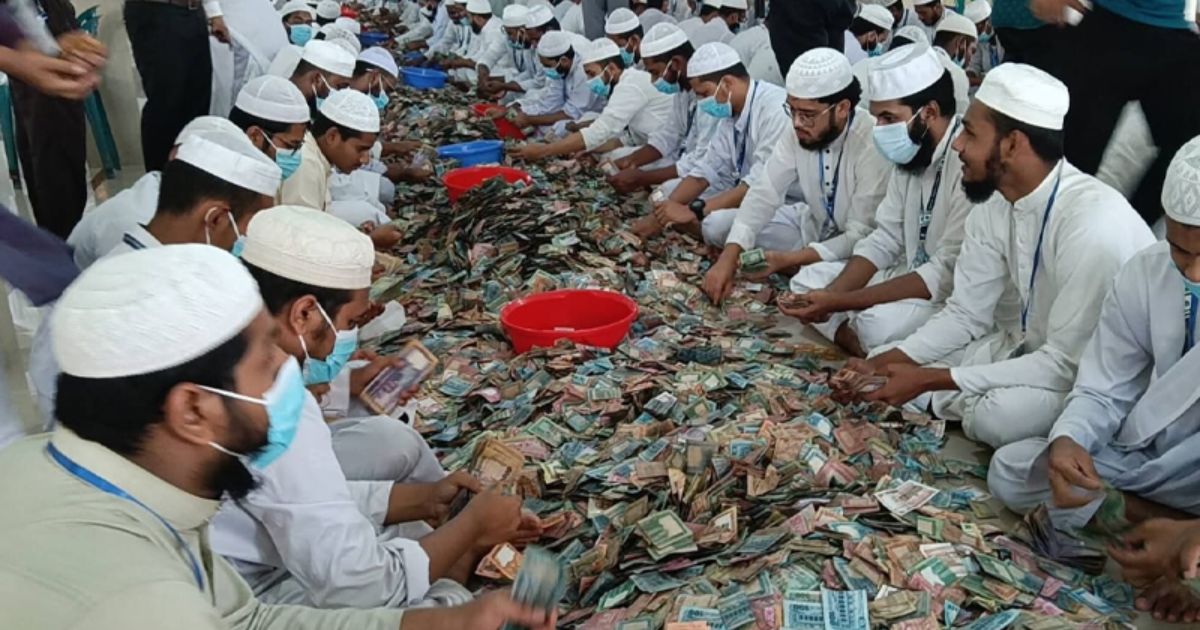 পাগলা মসজিদে সাড়ে ৩ ঘণ্টায় পাওয়া গেল ১০ কোটি টাকা