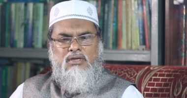 বিদেশে চিকিৎসায় সরকারি কোষাগার থেকে প্রায় ৮২ লাখ টাকা নিয়েছেন সাবেক ধর্ম উপদেষ্টা খালিদ