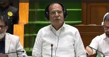 জুলাই যোদ্ধাদের গেজেট হয়েছে, ১৭ বছরের আন্দোলনে নিহতদের তালিকা কোথায়: ত্রাণমন্ত্রী