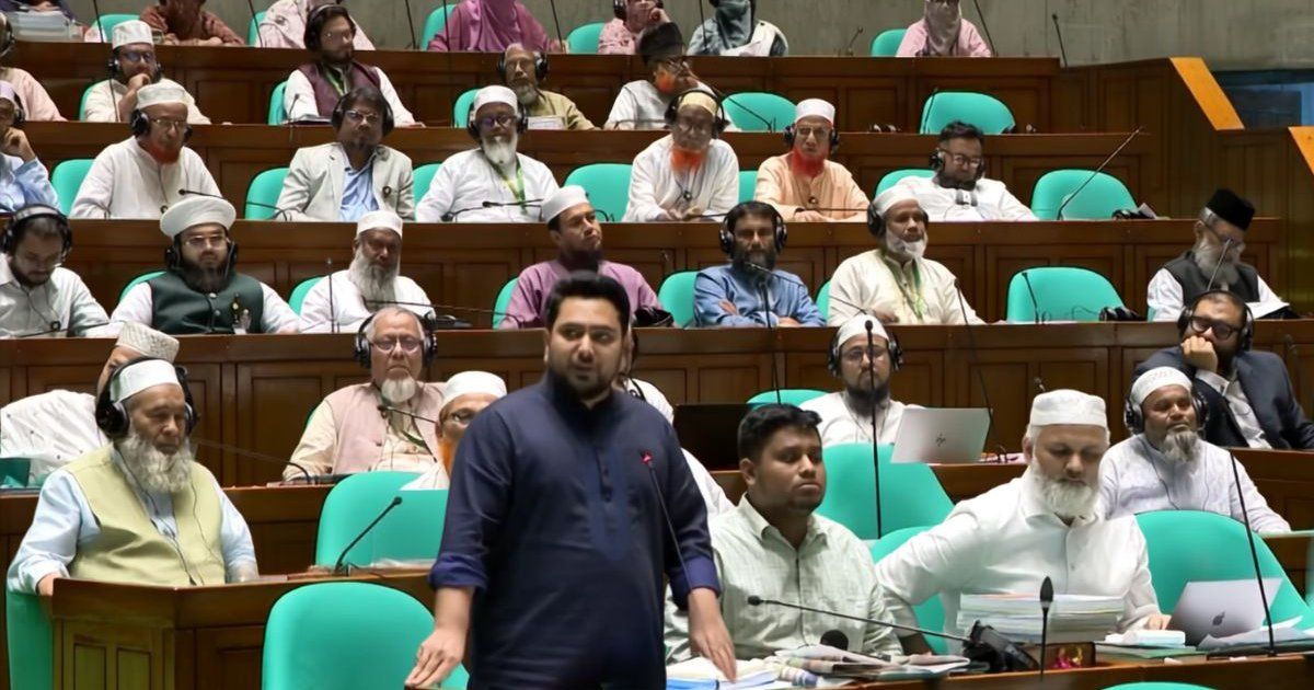 গাড়ি ভাড়াটাও এখনও দিতে পারিনি, মাসের শেষ: নাহিদ ইসলাম