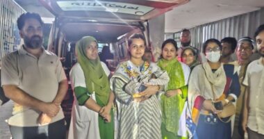 মধ্যরাতে কান্নার আওয়াজ, ময়লার স্তূপে মিলল নবজাতক