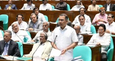 সংসদে পাস হলো ৯ লাখ ৩৮ হাজার কোটি টাকার বাজেট