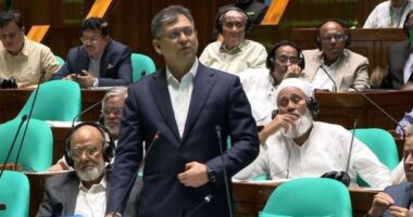 “এখন থানায় গিয়ে মামলা করতে কোনও বাধা নেই, তাই রেকর্ডে ধর্ষণে সংখ্যা বেড়েছে”: স্বরাষ্ট্রমন্ত্রী