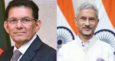 ড. খলিলুর রহমানকে অভিনন্দন জানালেন ভারতের পররাষ্ট্রমন্ত্রী
