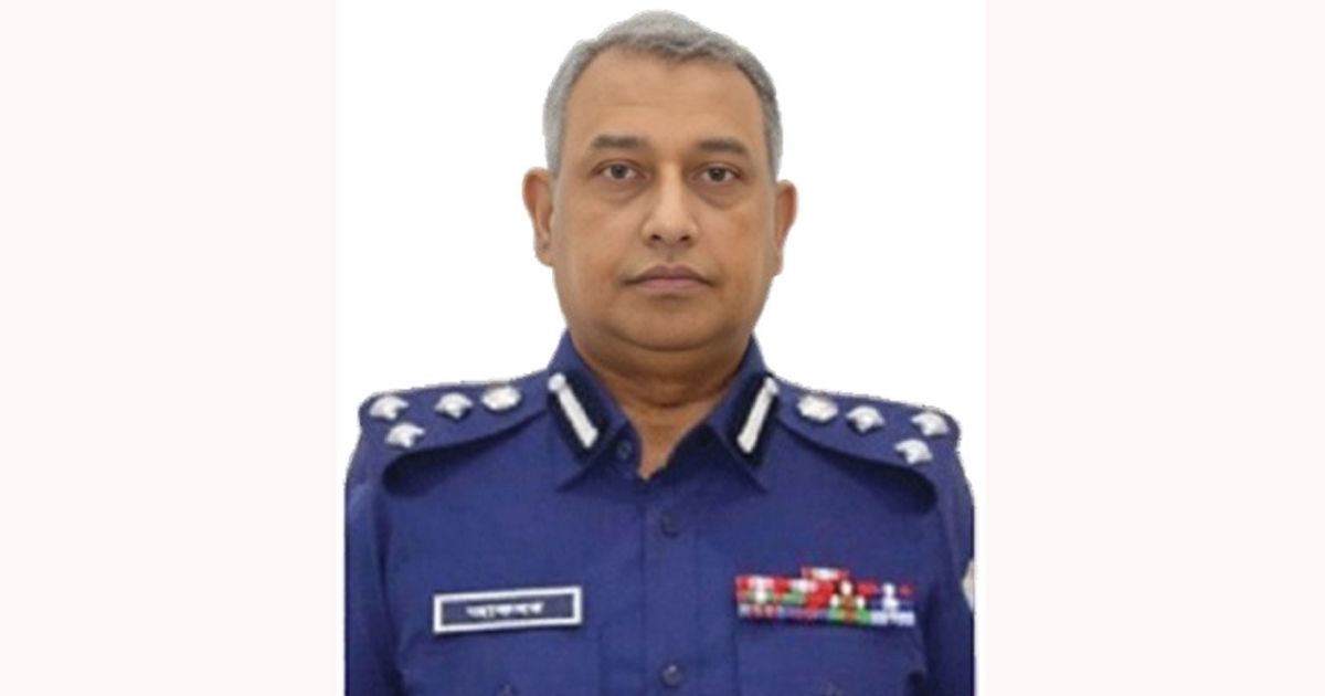 পদোন্নতি না পেয়ে অবসরের ঘোষণা সিআইডি প্রধানের