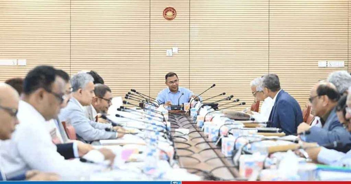 প্রধানমন্ত্রীর সভাপতিত্বে একনেক বৈঠক চলছে