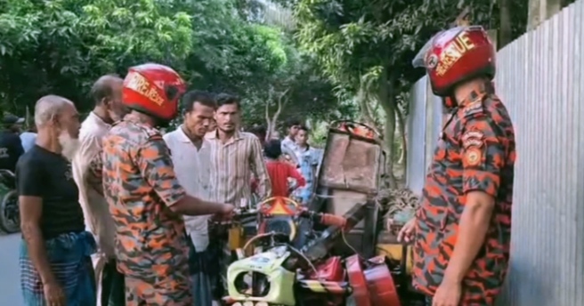 মুন্সিগঞ্জে শ্রীনগরে বাস-নসিমন সংঘর্ষে চালক-হেলপার নিহত