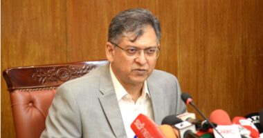 নতুন দায়িত্বে স্বরাষ্ট্রমন্ত্রী সালাহউদ্দিন আহমদ