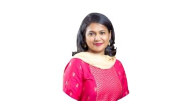 জুলাই শহীদদের ব্যাঙ্গ করায় জিনাত জোয়ার্দার রিপাকে চাকরি থেকে সাময়িক বরখাস্ত