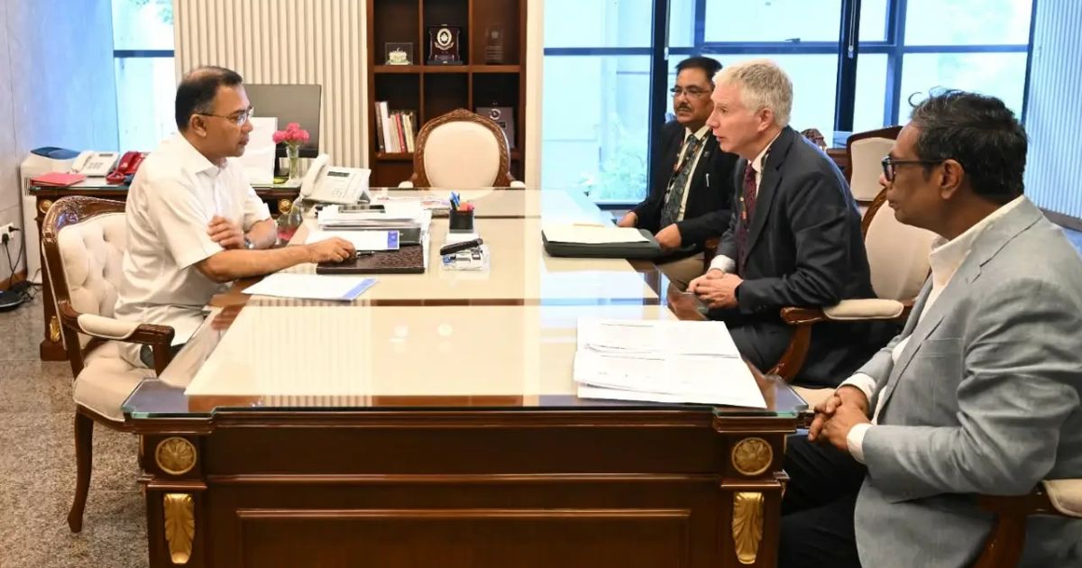 চক্ষু স্বাস্থ্যসেবার উন্নয়নে প্রধানমন্ত্রীর সঙ্গে আইএপিবি’র প্রধান নির্বাহীর সৌজন্য সাক্ষাৎ
