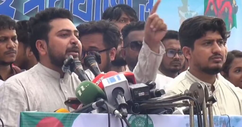 বিএনপি জুলাই সনদকে অস্বীকার করে জাতির সঙ্গে গাদ্দারি ও বেইমানি করছে: নাহিদ ইসলাম