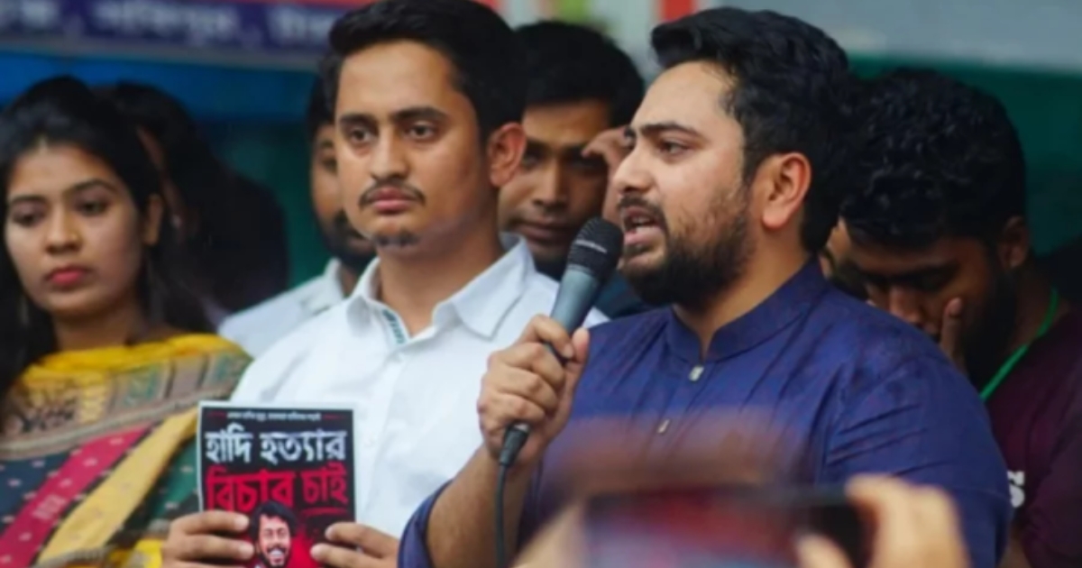 সংসদে কথা বলতে দেয় না, জনসভায় কথা বললে বোমা-ককটেল নিক্ষেপ করে: নাহিদ ইসলাম