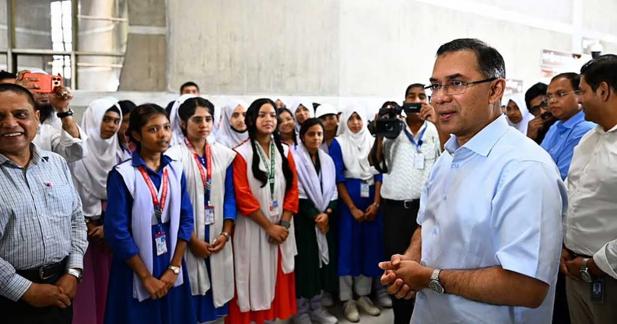 সংসদ অধিবেশন পর্যবেক্ষণে আসা শিক্ষার্থীদের উৎসাহ দিলেন প্রধানমন্ত্রী