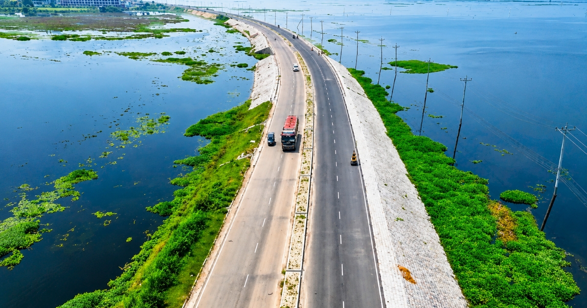 পরিকল্পনাহীন উন্নয়নের চাপে সংকুচিত চলনবিল