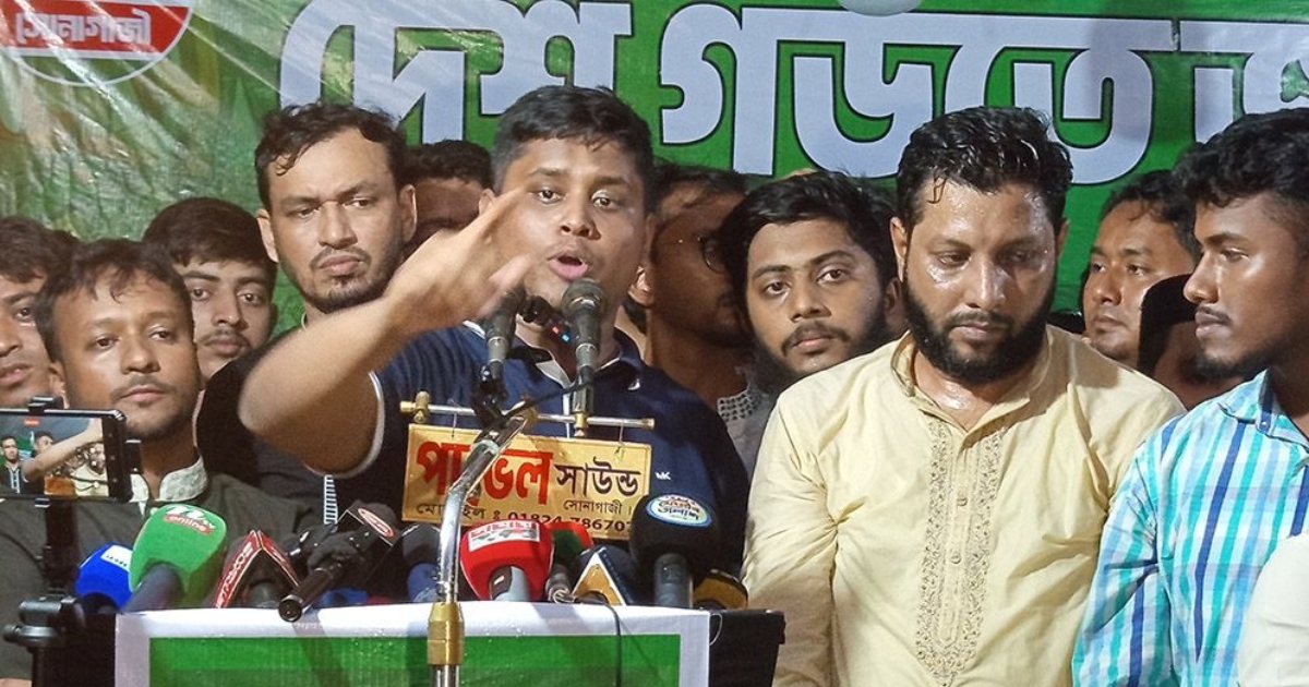 বিএনপি আমলে মানুষ মোমবাতি-হারিকেনের ওপর নির্ভরশীল ছিল: হাসনাত আবদুল্লাহ