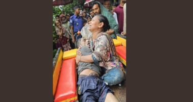 শাহজাদপুরে রাস্তার পাশে পড়েছিলো যুবকের মরদেহ