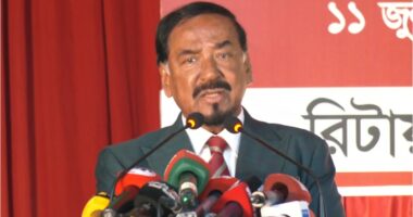 ‘শেখ মুজিবের পাকিস্তান ভাঙার ইচ্ছা ছিল না, তাই স্বাধীনতার ঘোষণা দেননি’ : স্পিকার হাফিজ উদ্দিন