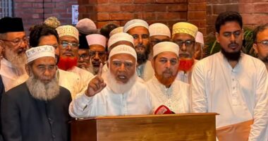 ‘সংবিধানে গণভোটের বিধান না থাকলে ২০২৬ সালে নির্বাচনও নেই’: জামায়াতের আমির