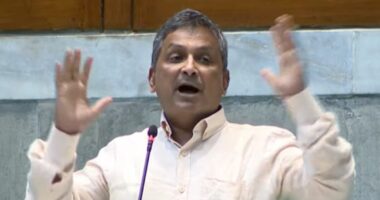 চার মাস সংসদে আসতে না দেওয়ায় ফটিকছড়ির মানুষ বঞ্চিত হয়েছে: সারোয়ার আলমগীর