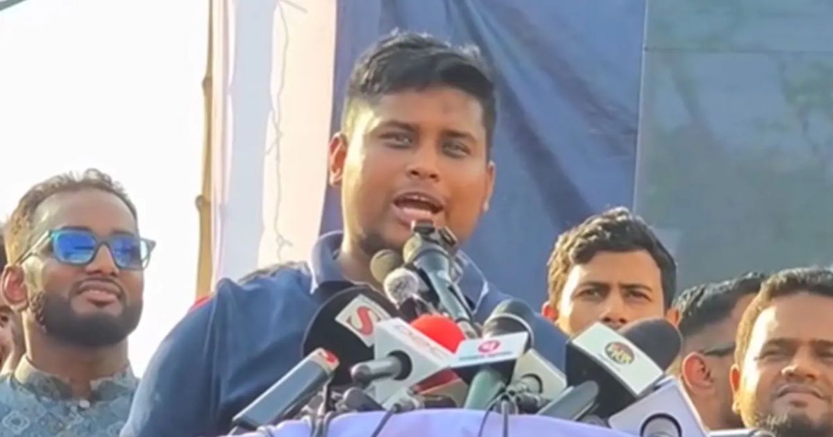 ‘এই ফার্মের মুরগিরা রাস্তায় নেমেছিল বলেই আজ আপনি শিক্ষামন্ত্রী’: হাসনাত আবদুল্লাহ