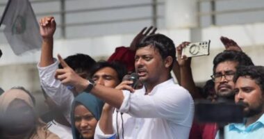 শিক্ষামন্ত্রীকে ক্ষমা চাওয়ার আহ্বান, ছাত্রসমাজ কাউকে পরোয়া করে না: নাসীরুদ্দীন পাটওয়ারী